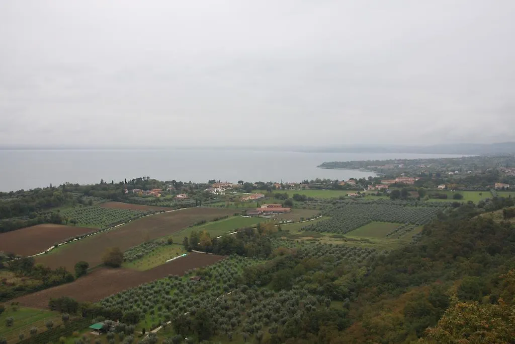 Residence Hotel Montegargnano 0*, Gargnano